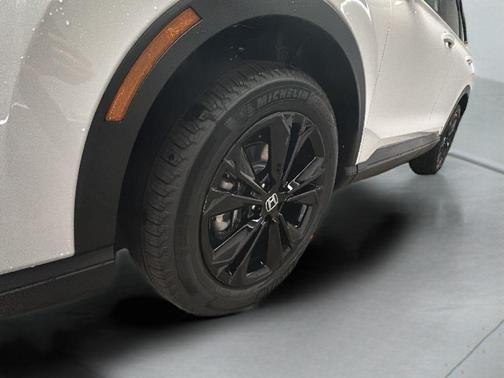 Platinum White Pearl 2026 Honda CR-V Hybrid Sport Touring