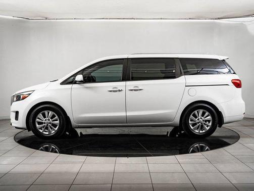 2018 Kia Sedona LX