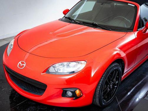 2015 Mazda MX-5 Miata Sport