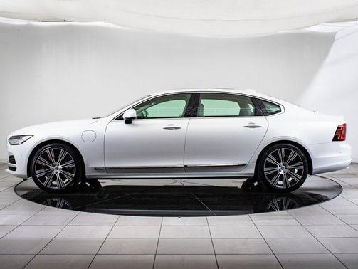 2024 Volvo S90 Recharge Plug-In Hybrid T8 Ultimate
