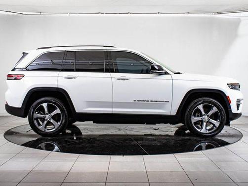 2023 Jeep Grand Cherokee 4xe Base