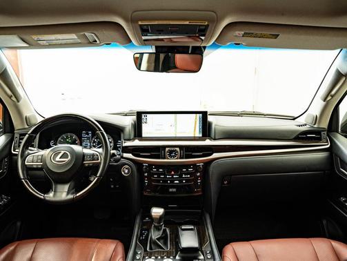 Atomic Silver 2021 Lexus LX 570 Three-Row