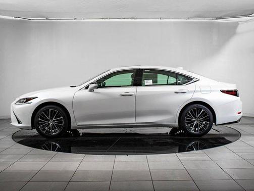 2025 Lexus ES 350 Base