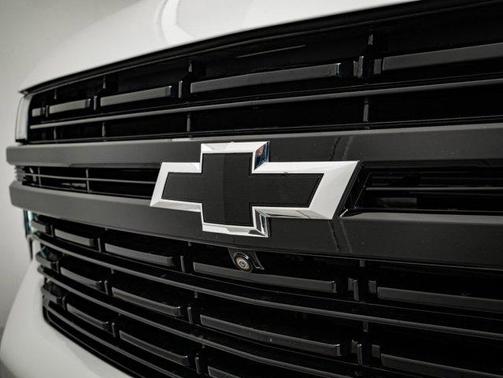 2023 Chevrolet Tahoe 4WD RST