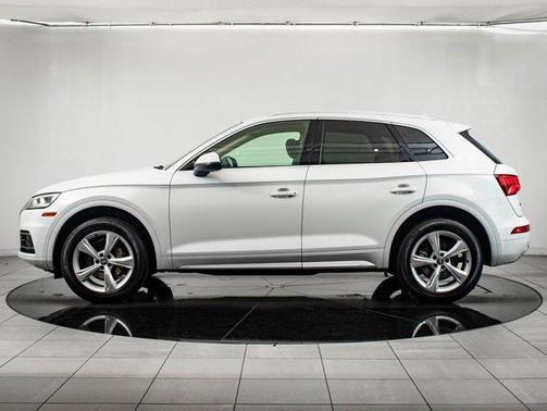 2020 Audi Q5 45 Premium Plus