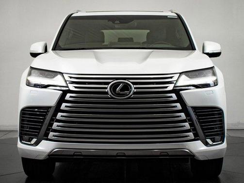 2024 Lexus LX 600 Premium
