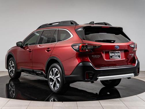 Crimson Red Pearl 2022 Subaru Outback Limited XT