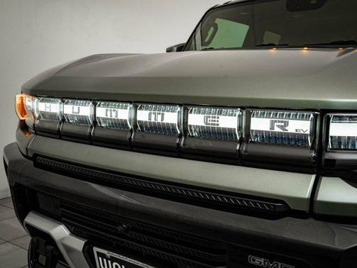 2024 GMC HUMMER EV SUV 3X