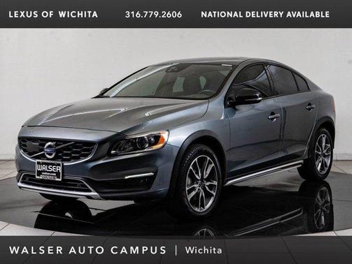 2018 Volvo S60 Cross Country T5