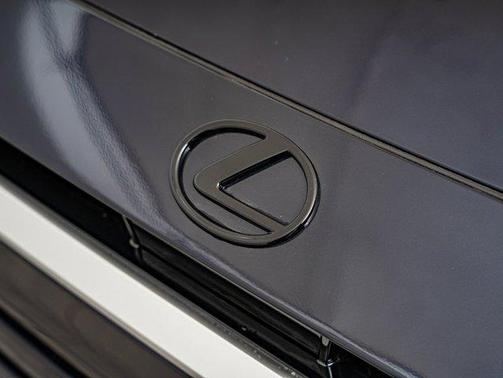 8X5 2026 Lexus TX 350 Premium