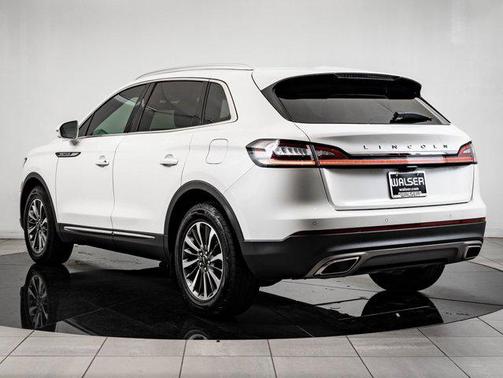 2021 Lincoln Nautilus Standard