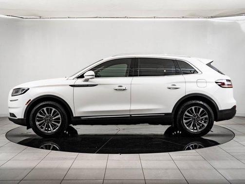 2021 Lincoln Nautilus Standard