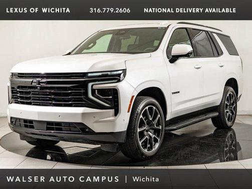 Iridescent Pearl Tricoat 2025 Chevrolet Tahoe 4WD RST