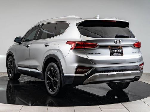 Shimmering Silver Pearl 2020 Hyundai SANTA FE SEL 2.4