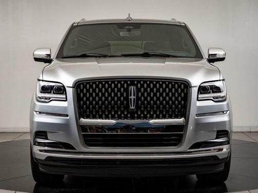 2023 Lincoln Navigator Black Label
