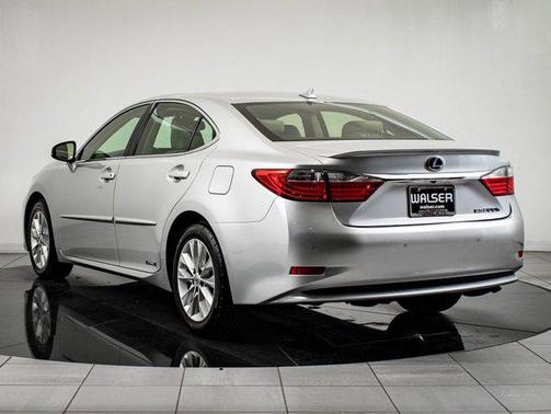 2013 Lexus ES 300h Base