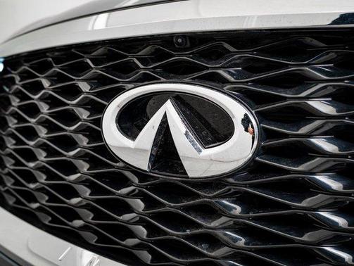 2025 INFINITI QX60 SENSORY