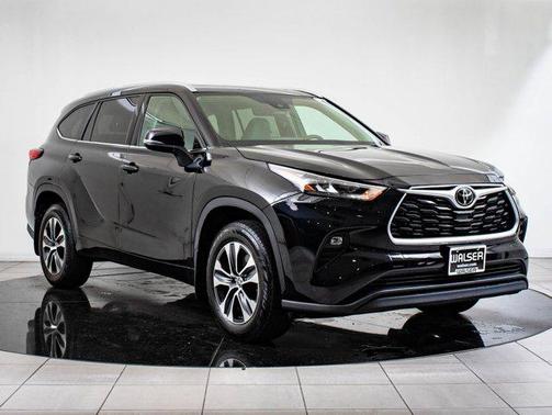 2020 Toyota Highlander XLE