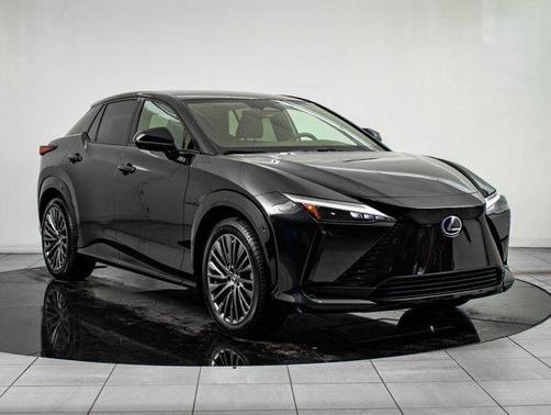 2023 Lexus RZ 450e Luxury