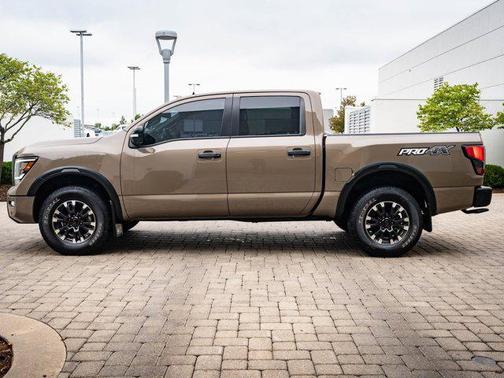 2021 Nissan Titan PRO-4X