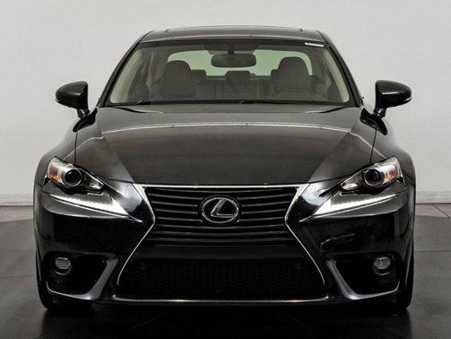 2016 Lexus IS 300 Base