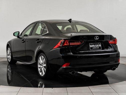 2016 Lexus IS 300 Base