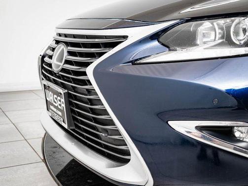 2018 Lexus ES 350 Base