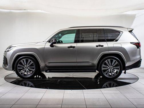 2023 Lexus LX 600 Luxury