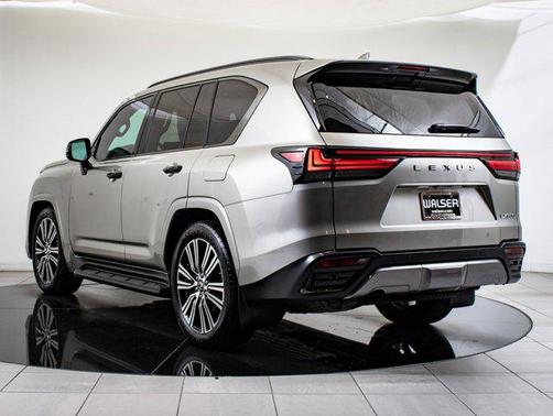 2023 Lexus LX 600 Luxury