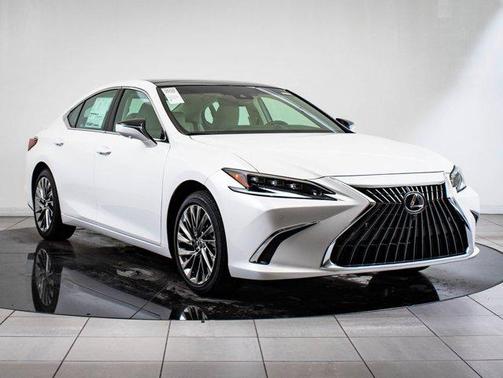 2025 Lexus ES 350 Ultra Luxury