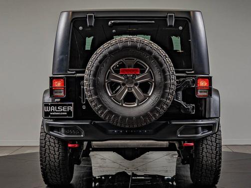 Black Clearcoat 2017 Jeep Wrangler Rubicon