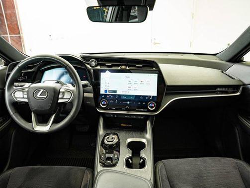 Caviar 2023 Lexus RZ 450e Luxury