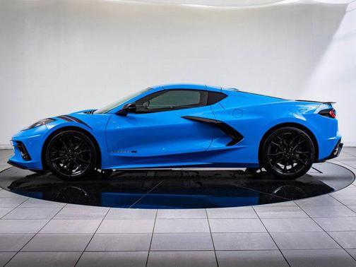 2023 Chevrolet Corvette Stingray w/2LT