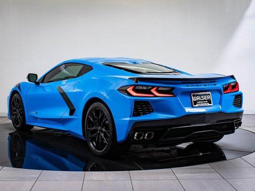 2023 Chevrolet Corvette Stingray w/2LT