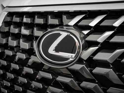 White Pearl 2023 Lexus GX 460 Premium