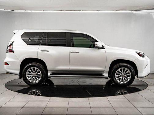 White Pearl 2023 Lexus GX 460 Premium