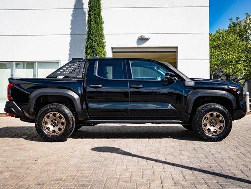 2025 Toyota Tacoma Hybrid Trailhunter