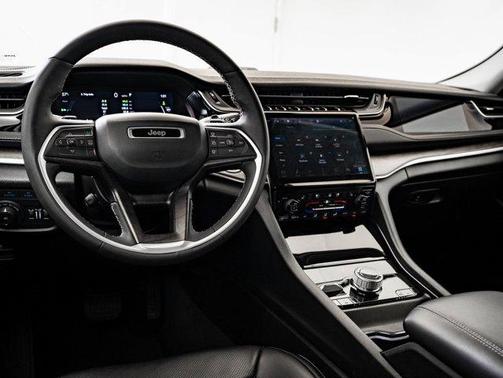 2023 Jeep Grand Cherokee 4xe 30th Anniversary