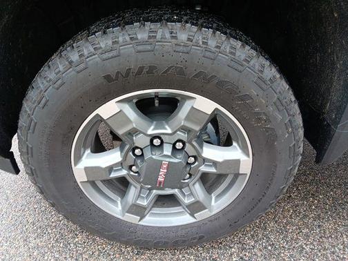 Onyx Black 2026 GMC Sierra 2500 SLT