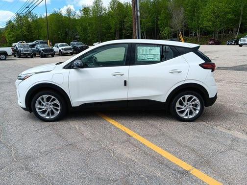 Summit White 2027 Chevrolet Bolt LT