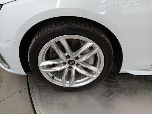 2023 Audi A4 45 S line Premium Plus