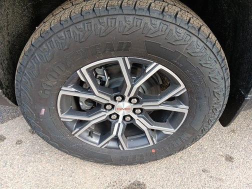 Ebony Twilight Metallic 2026 GMC Acadia AT4