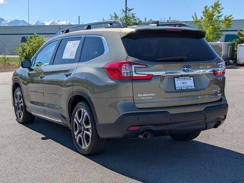 Autumn Green Metallic 2023 Subaru Ascent Limited 7-Passenger