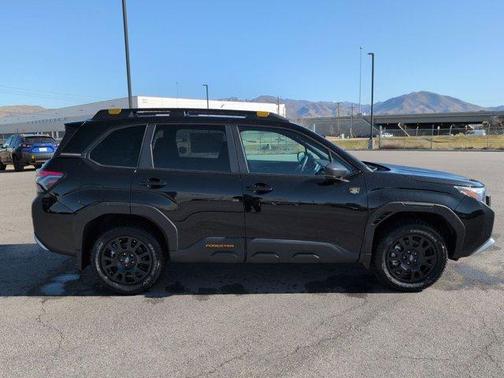 Crystal Black Silica 2026 Subaru Forester Wilderness