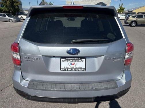 Ice Silver Metallic 2016 Subaru Forester 2.5i Touring