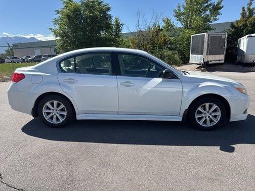 Satin White Pearl 2011 Subaru Legacy 2.5i Premium