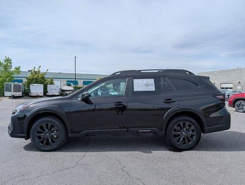 Crystal Black Silica 2025 Subaru Outback Onyx Edition