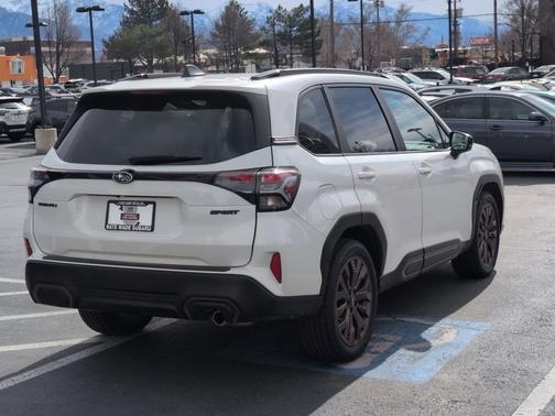 2025 Subaru Forester Sport
