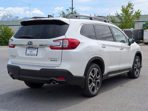 Crystal White Pearl 2026 Subaru Ascent Touring