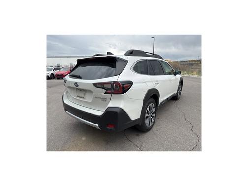 Crystal White Pearl 2023 Subaru Outback Limited XT